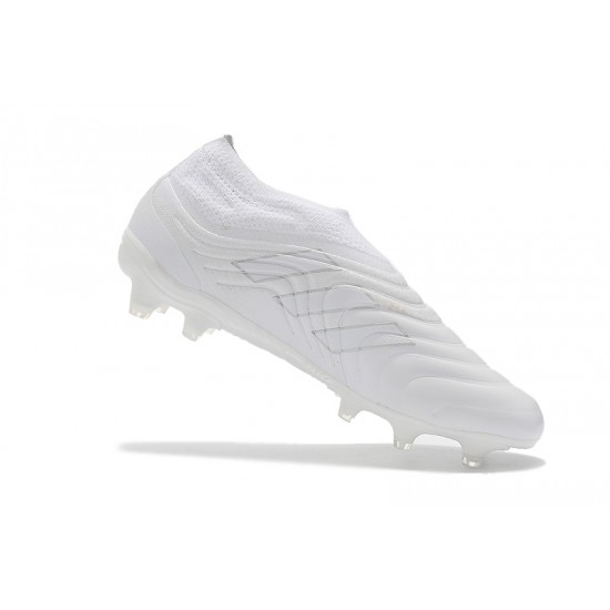 Comprar ahora  Botas de fútbol Adidas Copa 19 FG Todo Blancoo