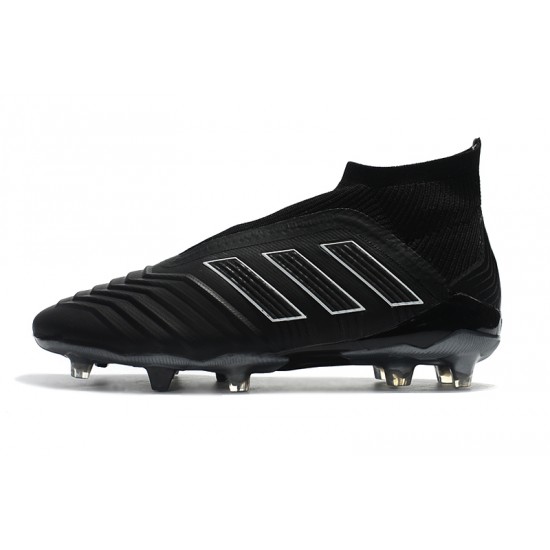 Comprar ahora  Botas de fútbol Adidas Predator 18+ FG Todo negro