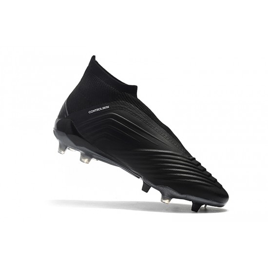 Comprar ahora  Botas de fútbol Adidas Predator 18+ FG Todo negro