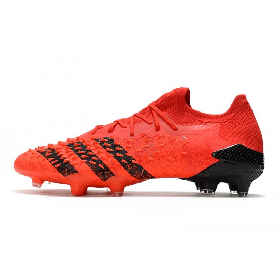 Comprar ahora  Botas de fútbol Adidas Predator Freak .1 Low FG Rojo Negro