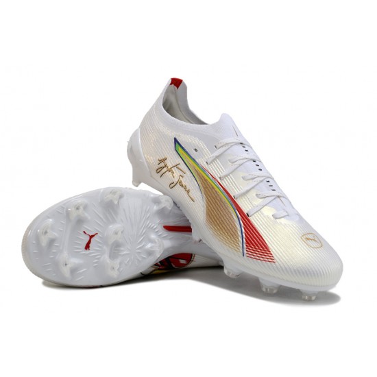 Descubrir  Puma Ultra Ultimate FG Hombre Blanco y Oro Zapatos De Futbol