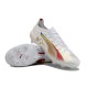Descubrir  Puma Ultra Ultimate FG Hombre Blanco y Oro Zapatos De Futbol