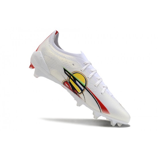 Descubrir  Puma Ultra Ultimate FG Hombre Blanco y Oro Zapatos De Futbol